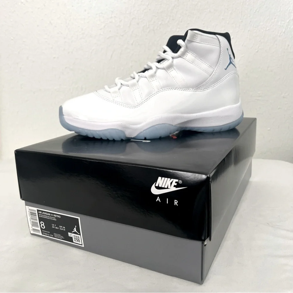Jordan 11 Retro Lifestyle Sneaker White/Legend Blue Mens 8 Women 9.5 CT8012 104